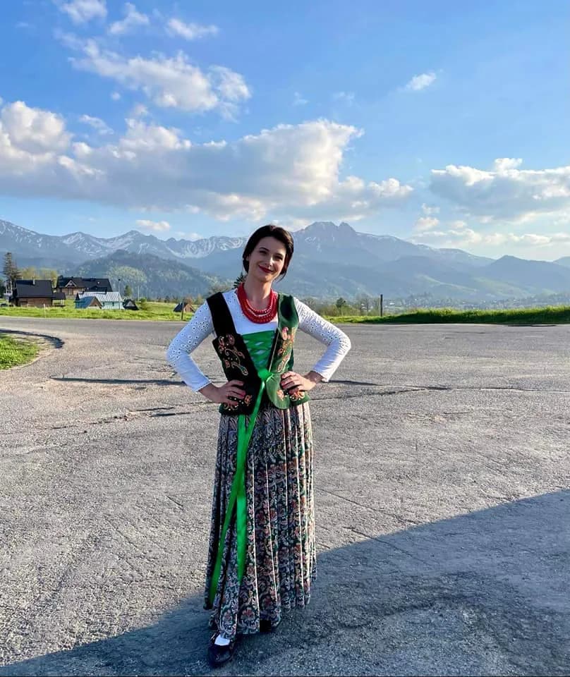 Klientka Folk Club w stroju z Tatr