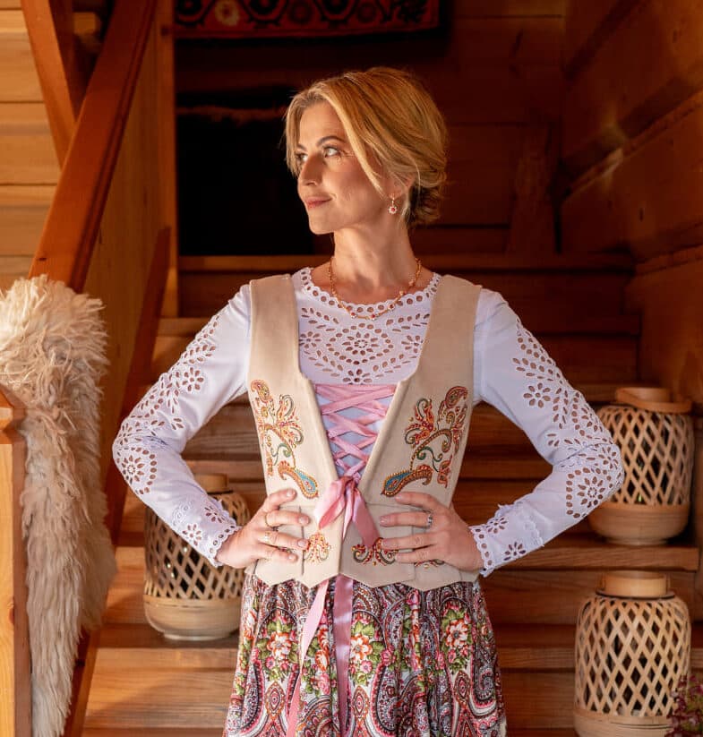 Gorset podhalański welurowy — beżowy, nadruk paisley z cyrkoniami