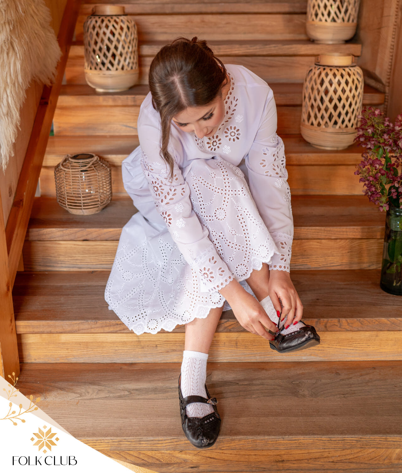 Halka bawełniana z haftem ażurowym — biała, haft maszynowy