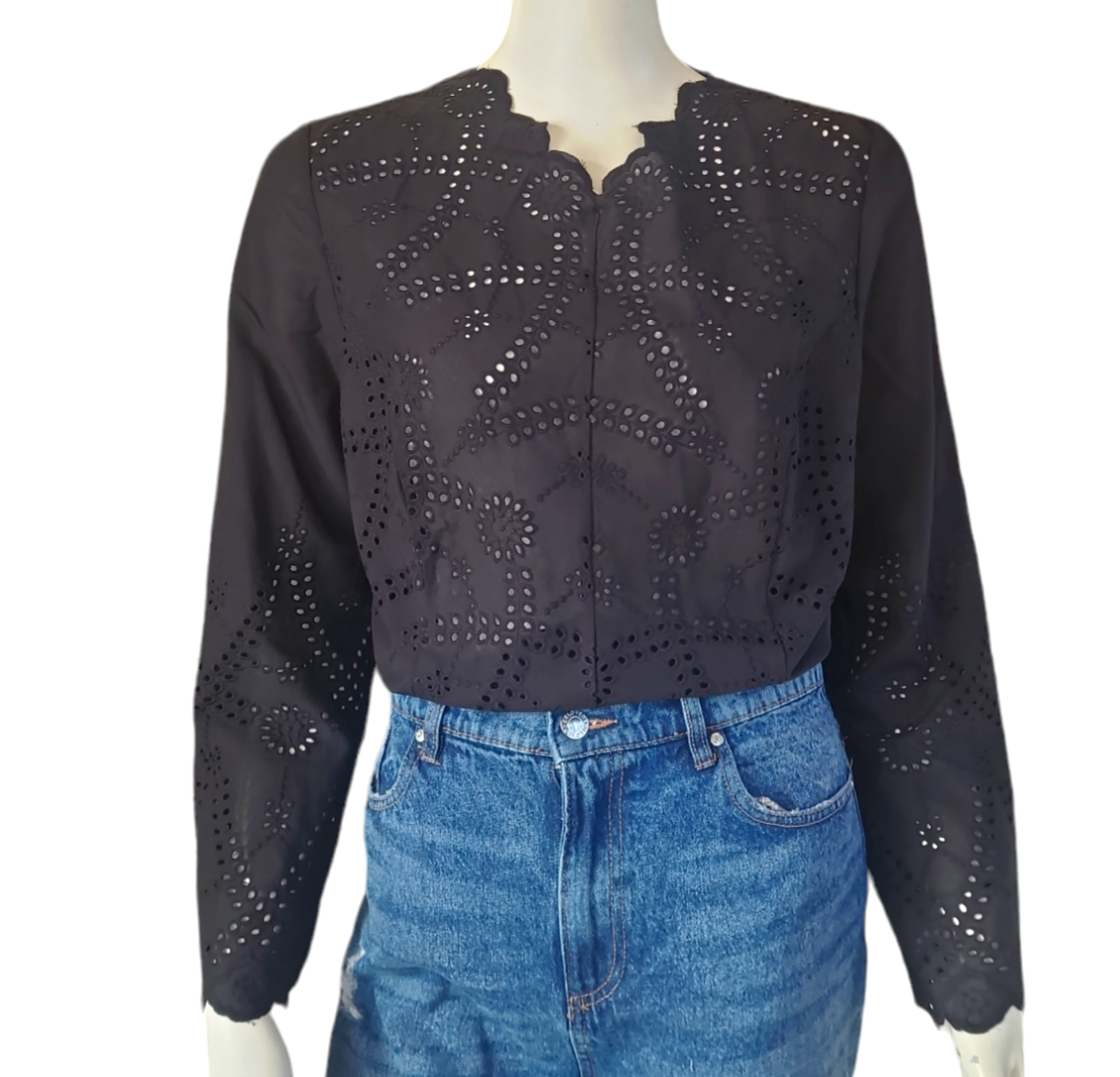 Koszula bawełniana — czarna, haft ażurowy